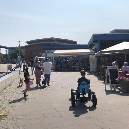 Ferienwohnung Sandkueste Mit Strandkorb & Indoor Spielplatz Heiligenhafen Extérieur photo