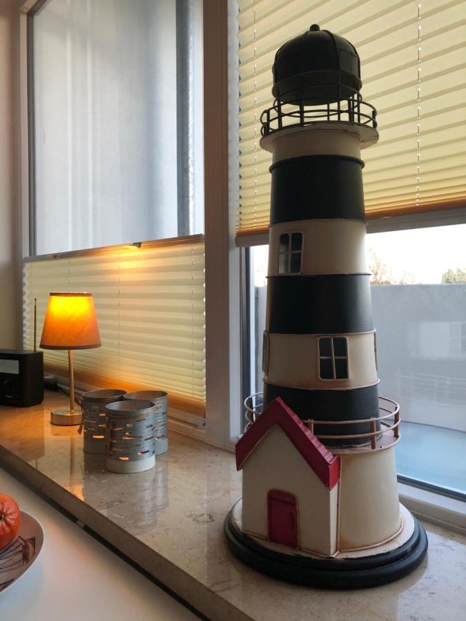 Sandkueste Mit Strandkorb & Indoor Spielplatz *